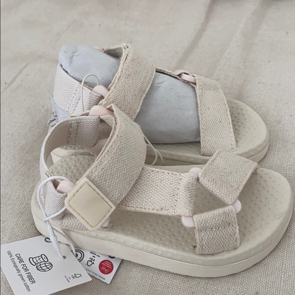 Zara fabric sandal - Picture 2 of 5